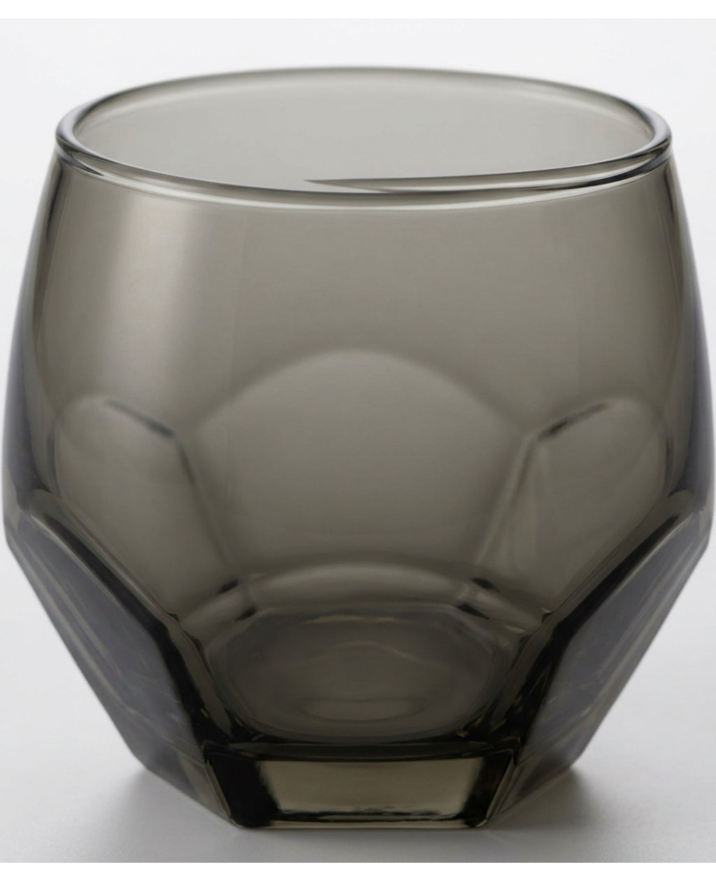 Klnxv Six-Facet Base Stemless Wine Glass 16 oz Smoke Gray - Detail view