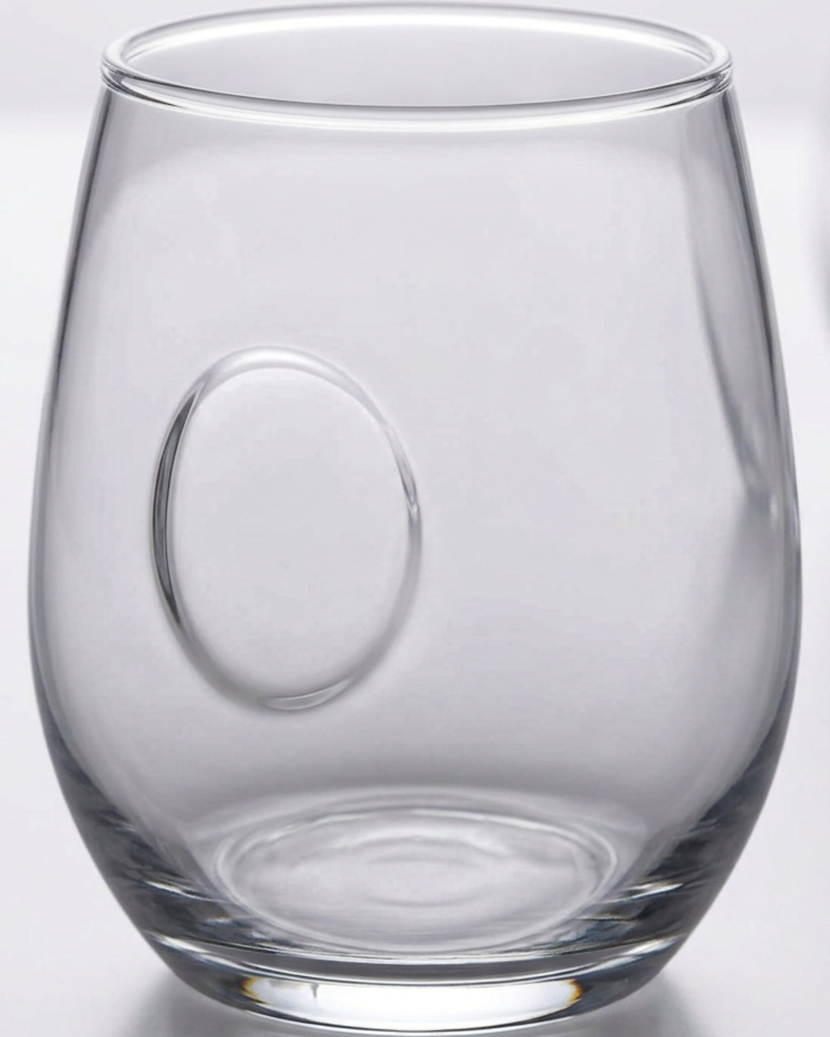 Klnxv Thumb-Indent Stemless Wine Glass 17 oz Clear - Detail view